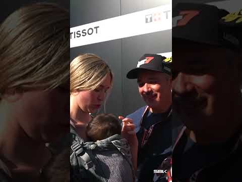 Luna’s first time in Parc Fermé with Daddy Lecuona! 🫶 | 2026 #EstorilWorldSBK 🇵🇹