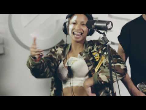 JOY Ft. Panda Da Panda - Hjälp! (Live @ East FM)