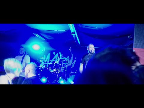 MÄNNI - Irgendwie Seltsam (Live)