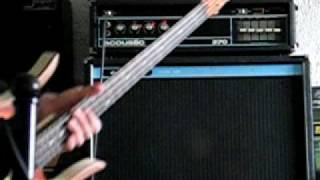 Video thumbnail for Acoustic 370 bass amp / 408 cabinet -part 2 by Michael van Polen