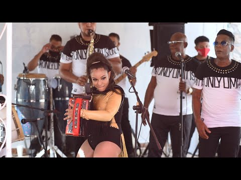 La Inquieta Tipica | Que Linda Mama | Video Live 2k20