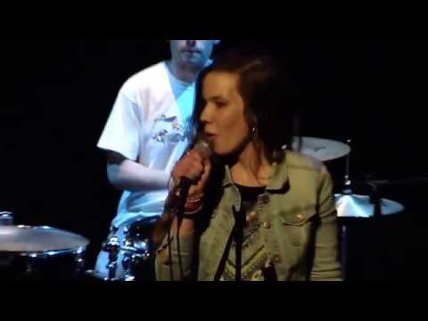 Vem Dar Música à Tua Escola (Gama Barros) - Bruno Mars - Treasure (cover) -3/6/2014