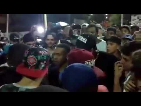 Mc Orochi é Desafiado por 3 e Exculacha Eles 11/05/2016
