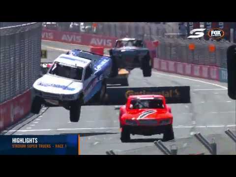 2019 Gold Coast Race 1 Highlights - Stadium SUPER Trucks