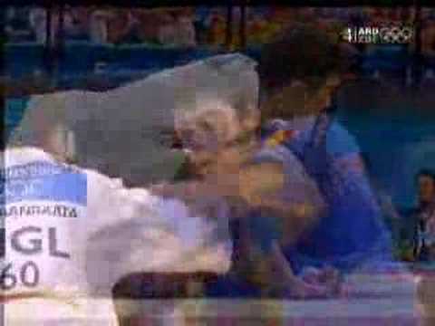 Tsagaanbaatar Goldenpoint at Athens 2004 for bronze medal