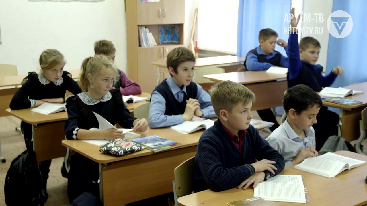 Восток 2 приморский край школа 18. Учителя 89 школы ижевск. Современная школа. Как попасть в 4 школу. Как попасть в 4 школу.