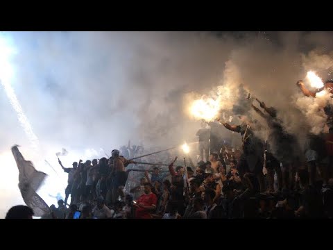 "BANDERAZO ALL BOYS chicago 2026 / Soy del Blanco vago y atorrante" Barra: La Peste Blanca &bull; Club: All Boys &bull; País: Argentina