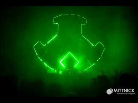 D-Block & S-te-fan ft Soundcreators - Keep On Trying