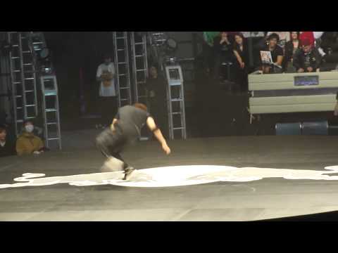 Pluto vs Taisuke: Red Bull BC One 2010