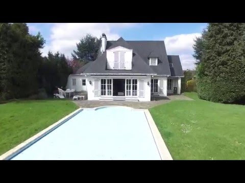 download lagu mp3 mp4 Piscine Prive Goze, download lagu Piscine Prive Goze gratis, unduh video klip Piscine Prive Goze