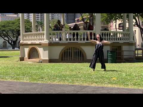 ʻUheʻuhene - "Puamana" with hula