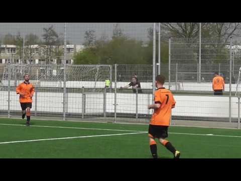 14 april 2018 IJFC 3 - VV De Meern 2 com 1-3 Doelpunt Beytullah, assist Ian  (0-3)