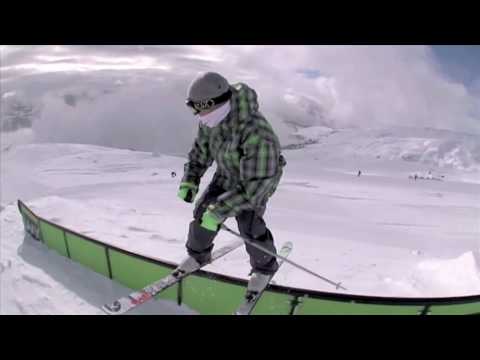 Afu-ra featuring Aya Waska / Skiing : Anthony Vuignier