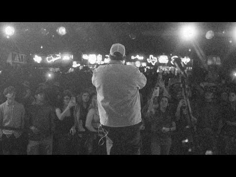 Giovannie and The Hired Guns - Great Escape (Official Lyric Video)