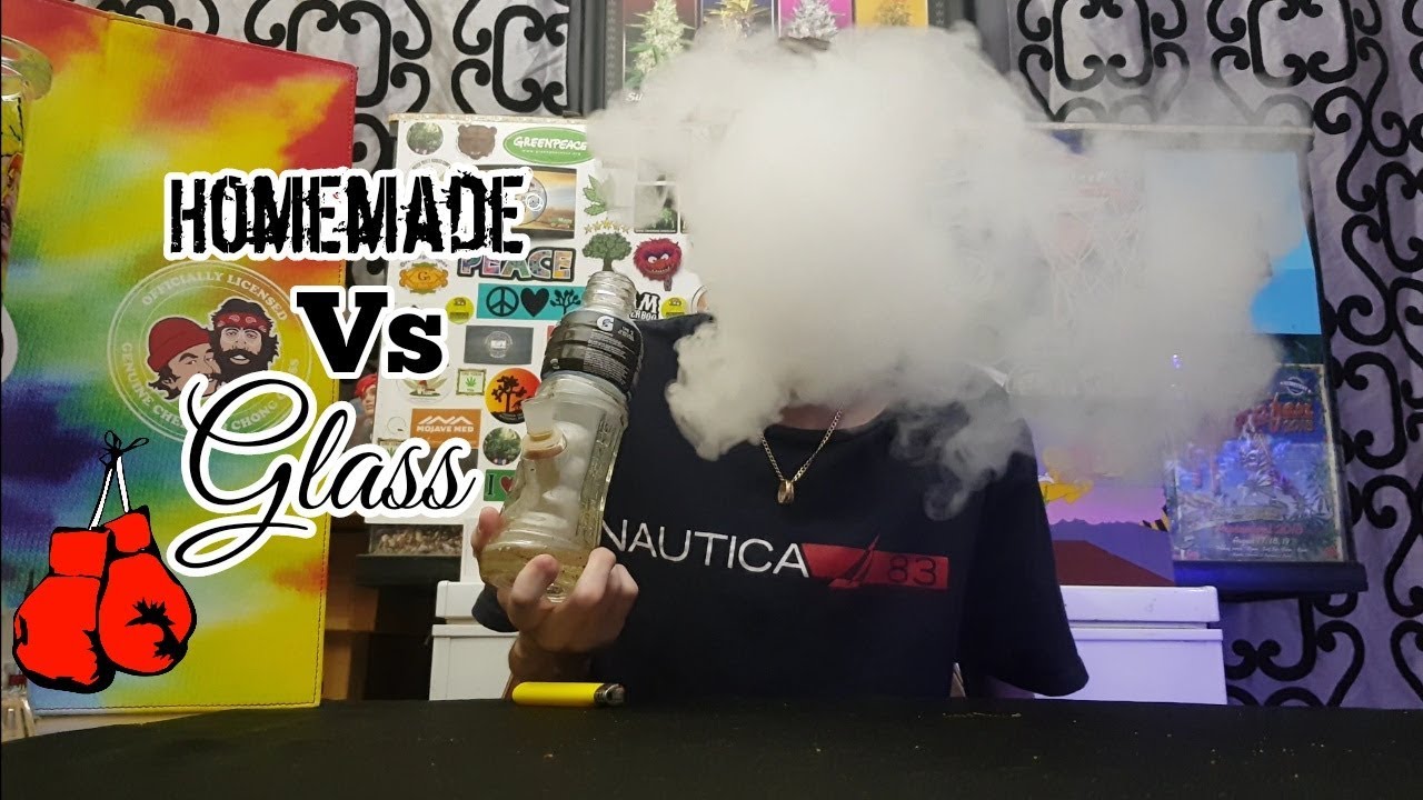 PLASTIC VS GLASS !! WHICH BONG IS BETTER ??