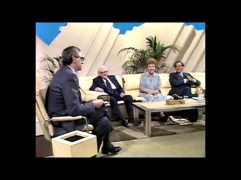 Looks Familiar - Arthur Lowe, Bob Monkhouse, Noel Gordon 19.04.82 (Complete Episode)