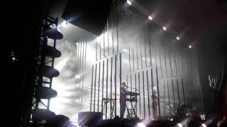 Alt-J (the ending of &quot;Hit me like that Snare) lol ^@.o^ Stage AE