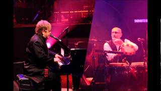 #5 - Ballad Of The Boy In The Red Shoes - Elton John &amp; Ray Cooper - Live in Paris 2009