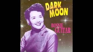 Bonnie Guitar- Dark Moon
