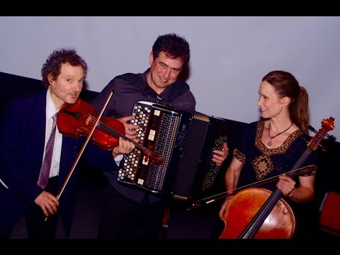 Happy Nigun Classic Klezmer Trio