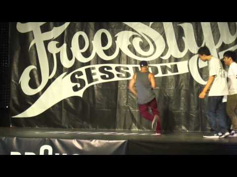 Floor Moverz vs Skill methodz - FreeStyle Session 2011