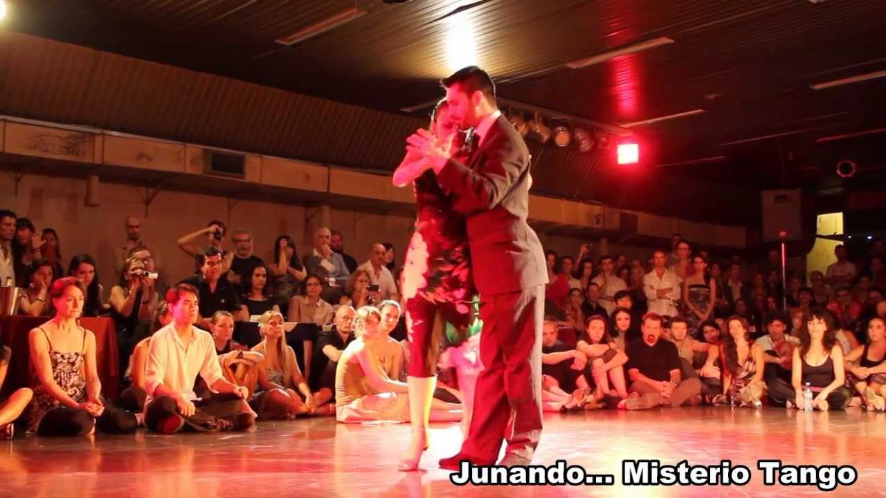JAVIER RODRIGUEZ Y VIRGINIA PANDOLFI EN MISTERIO TANGO (01)