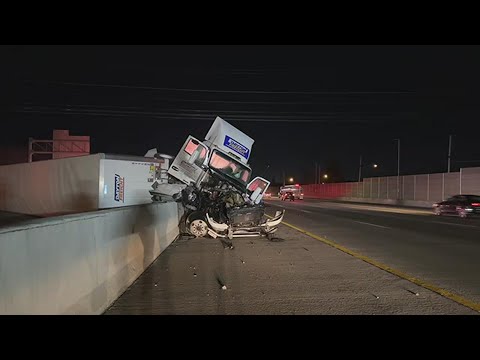RAW: Semi carrying paint flips in crash on I-465 southbound