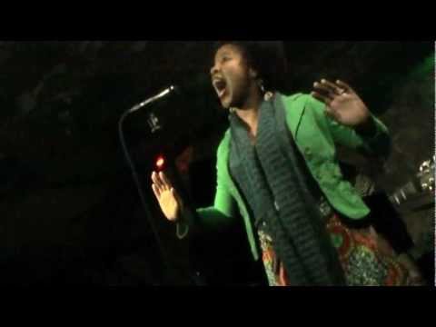 Mama Moon sings Nina Simone