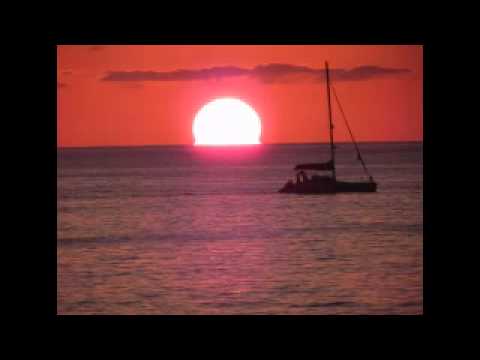 Rudy Vallee - A Pretty Girl Is Like A Melody (1935)