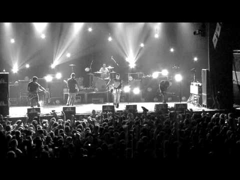 Brand New - Tommy Gun (Live at the Electric Factory 4-27-11)  HD