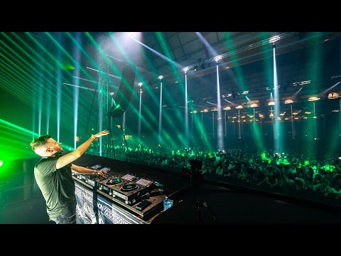 @garethemery plays 'Gareth Emery ft. Bo Bruce - U (W&W Remix)' ▼ (Live at TMAUS23) [4K]