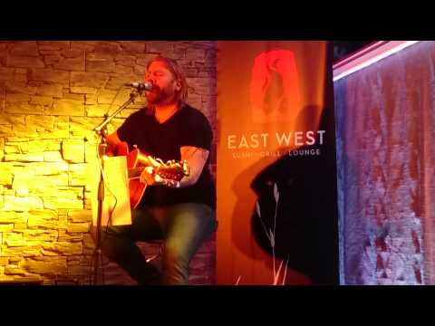Jay Smith - Tuesday's gone @EastWest Sushi, Örebro