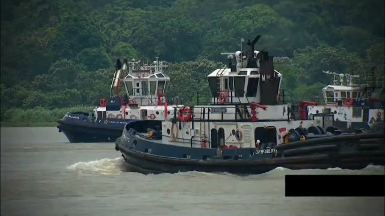 Inside the Dredging Force That Keeps the Panama Canal Moving