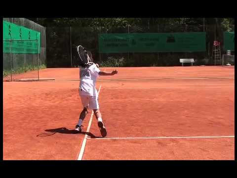 Tennis-Nachwuchs präsentiert sich beim Bambini-Cup