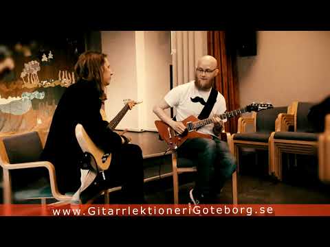 Hur du får bättre 2 hands synk på elgitarr