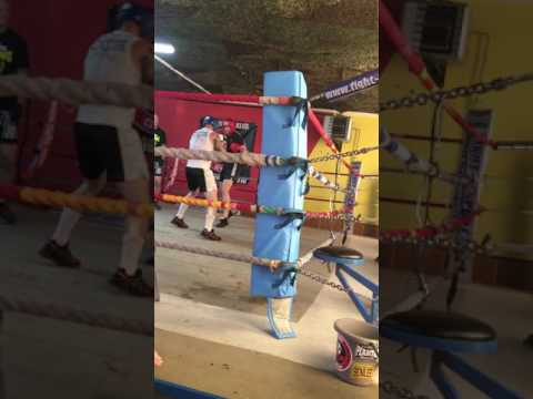 Varínsky Prebor v BOXE Juraj Cuth vs Peter Švaňa 1