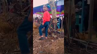 Download lagu ®️ 🔴 Bocah Berjoget Saat Dengar Musik Dangdut Hajatan #shorts #bocah #joget #dangdut #hajatan mp3