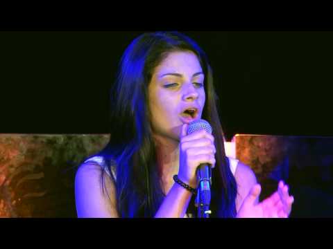 UA2014 Maxiine Formosa - Read All About It (Cover Song)