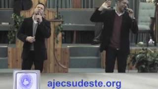 AjecSudesete/TV: Israel y Moises cantan 
