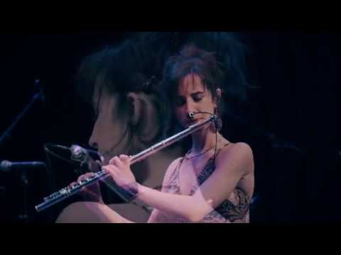 Brincando com Theo (Lea Freire) - Clara Gallardo/Julio Martín