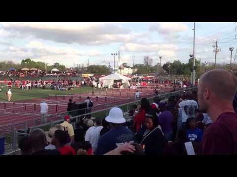2013 TSU relays- 110m hurdle finals