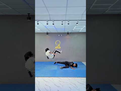 Ultimate Combo Kick Techniques | Speed, Precision & Footwork Training (UK)⚡️💥 #ComboKick #shorts
