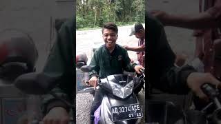 Download lagu Wayah.e bayar utang mp3