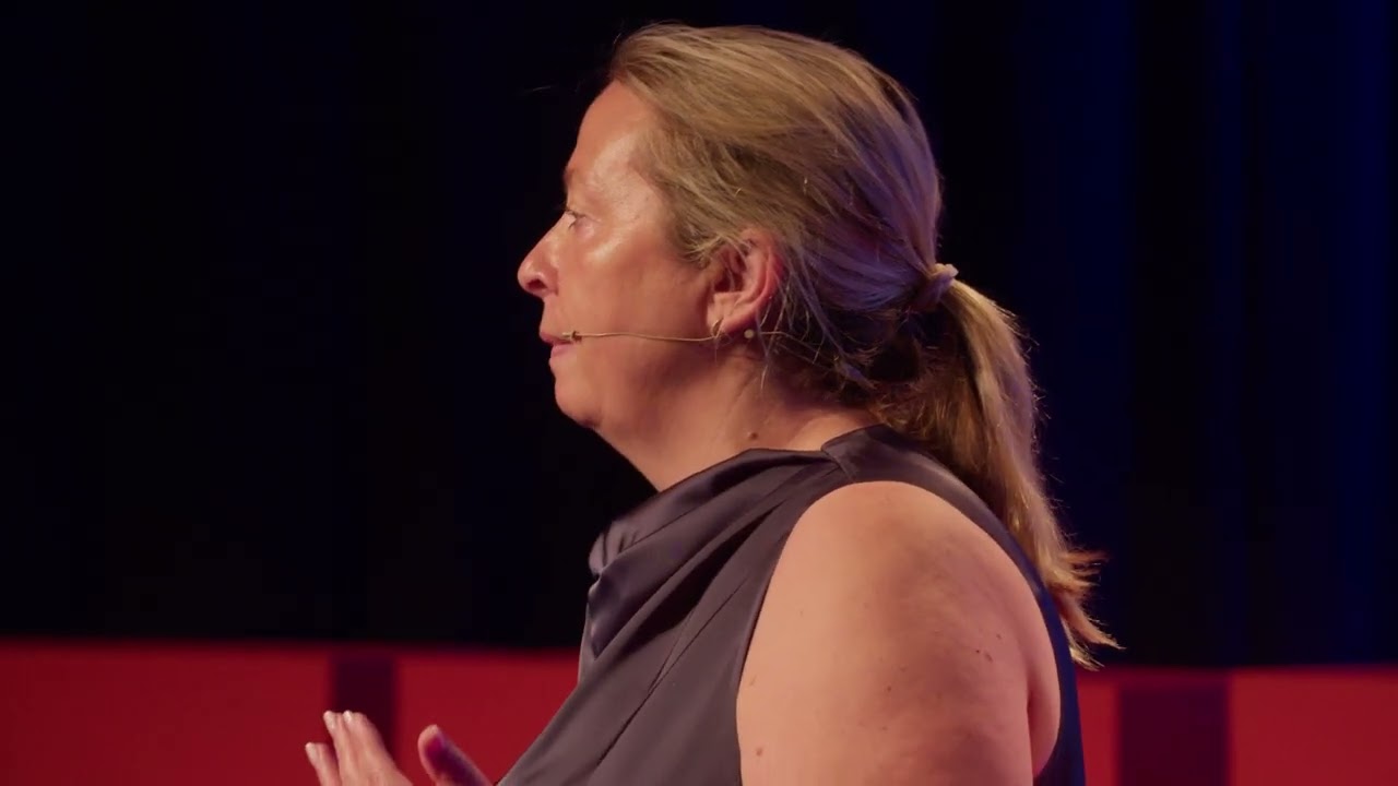What they didn't teach you in school | Samantha Kaye | TEDxCrawley