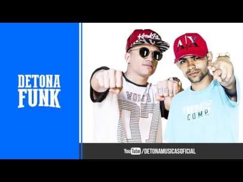 MC Chapo e MC Guilherminho - Ela Joga (DJ Tezinho