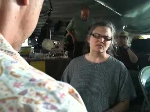 Clifftop 2011 - Ellen Gozion - Pretty Saro (with Mark Tamsula)