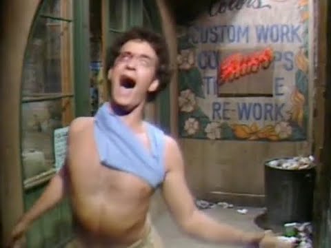 Kip Wilson gets a tattoo