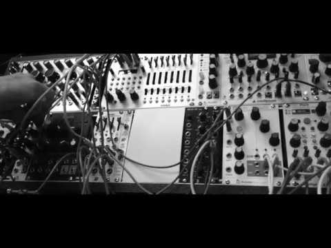 domh aka Daniel Madlung & Insect O. studio live performance