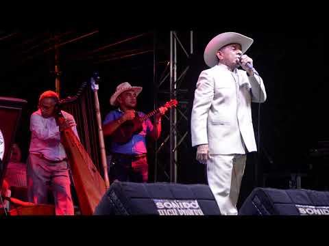 Francisco Montoya - Me vine arrendando un potro