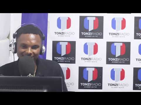 Sleek Whizz ,Chizei , vicar at Tonzi radio freestyle